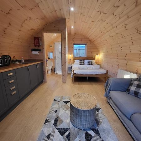 Hotel Lois' Pod With Hot Tub, Near Airport Bristol Exterior foto