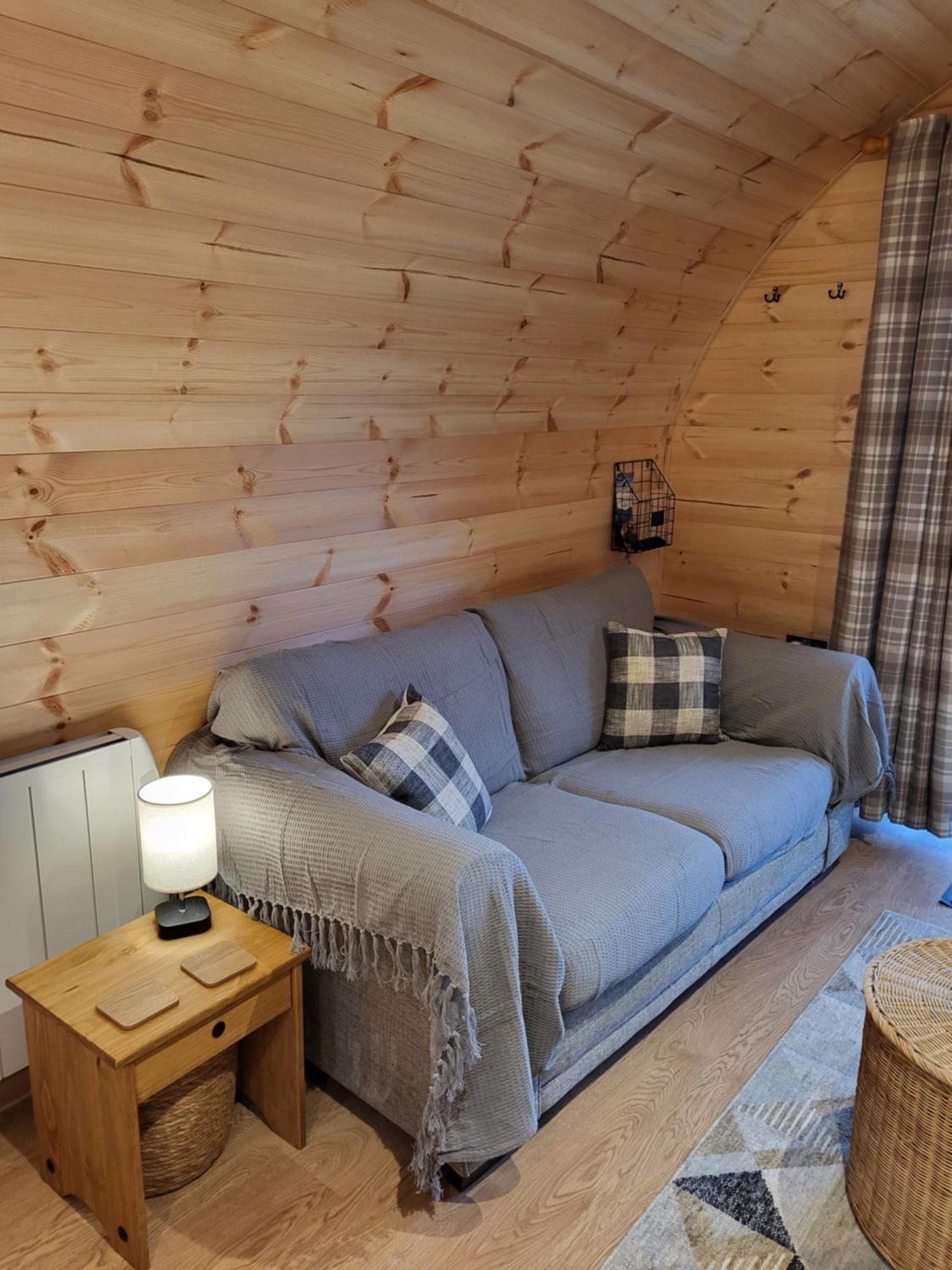 Hotel Lois' Pod With Hot Tub, Near Airport Bristol Exterior foto